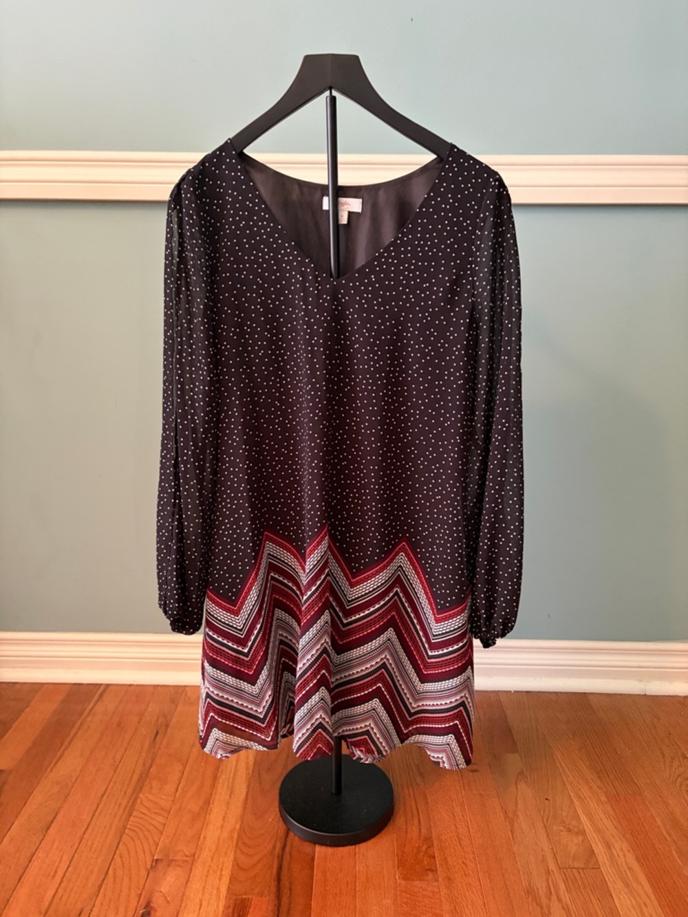 Candie's Black Long Sleeve V-Neck Dress with Burgundy Chevron Hem